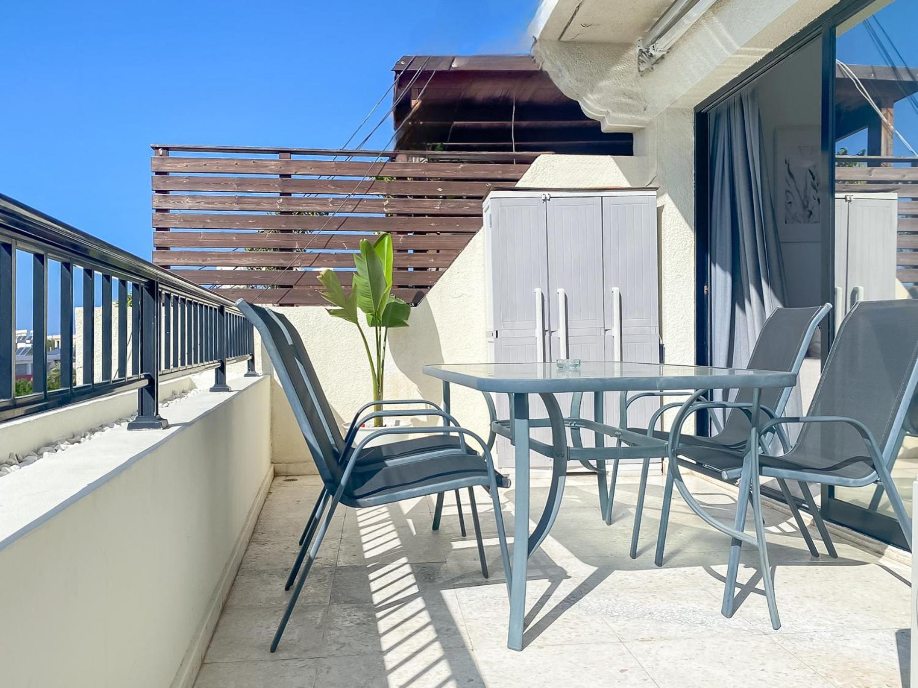 Phaedrus Living: Byzantium Modern City Flat Pafos Exterior foto