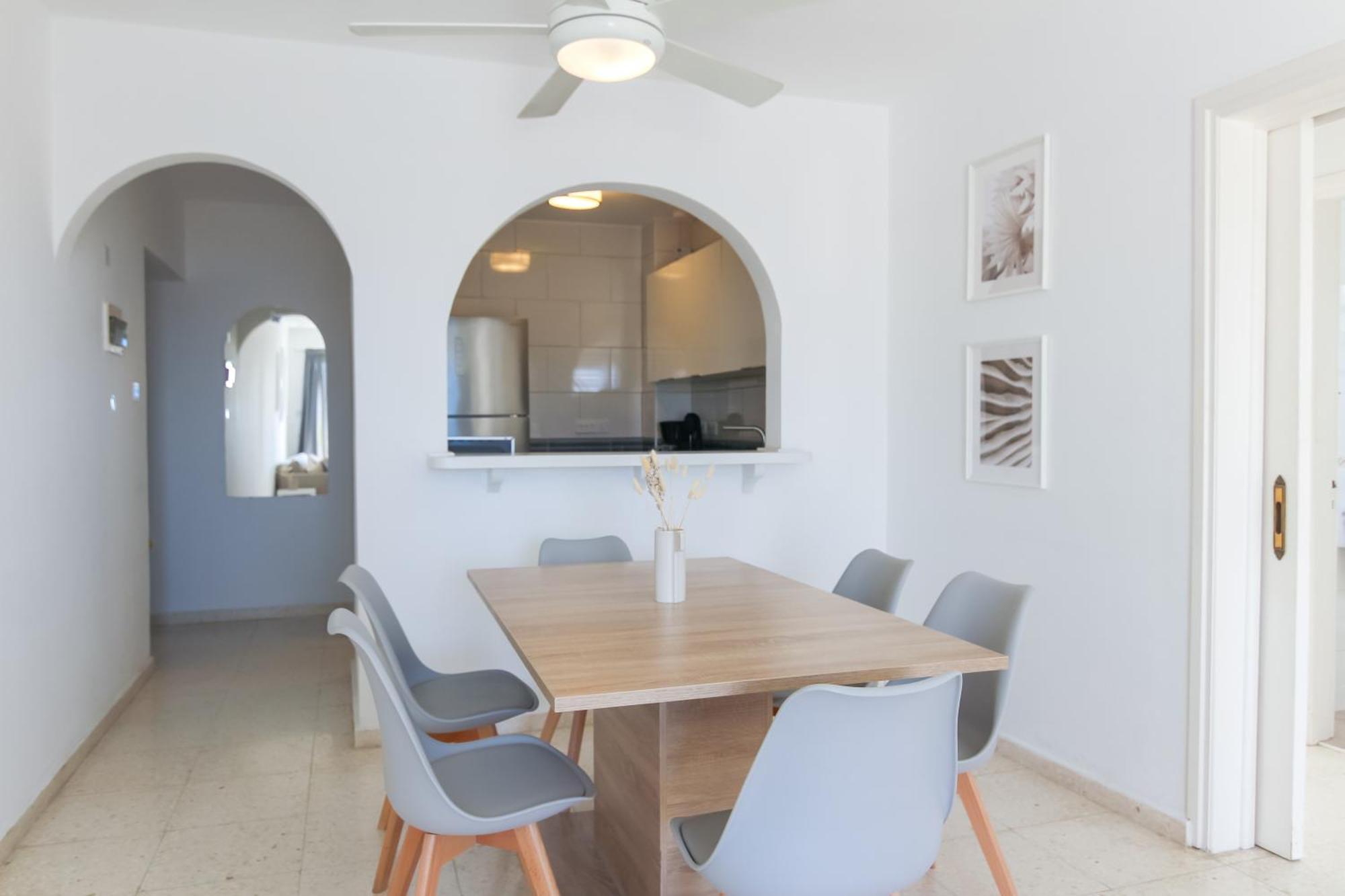 Phaedrus Living: Byzantium Modern City Flat Pafos Exterior foto